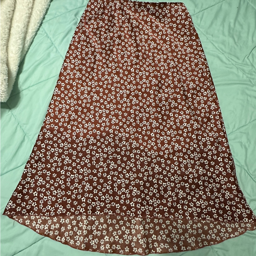 Abercrombie & Fitch A-Line Skirt in Brown with White Floral